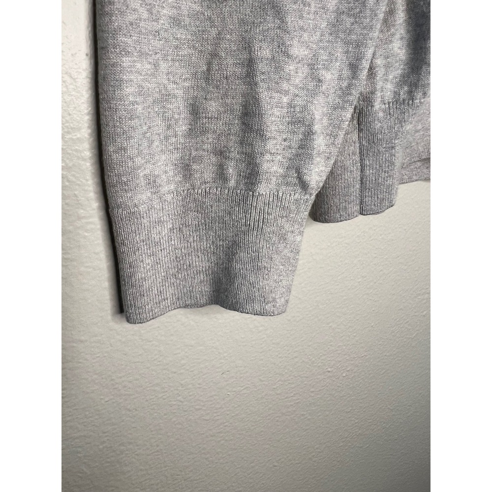 Banana Republic Mens Luxury Blend V Neck Sweater Light Gray Size L - Picture 3 of 6